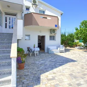 Nena Apartment Krk Town